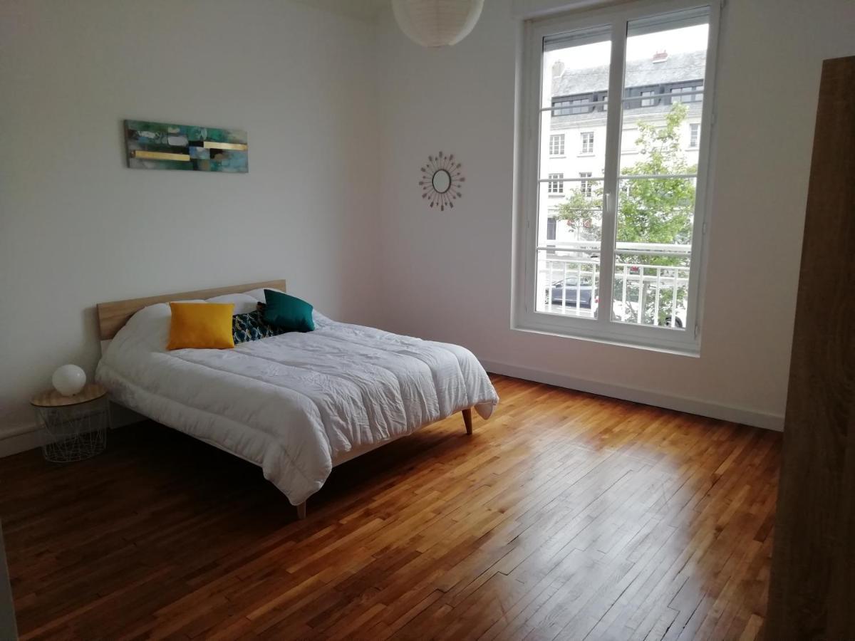Appartement 1-6 Pers Situe Entre Les Ponts Saumur Kültér fotó