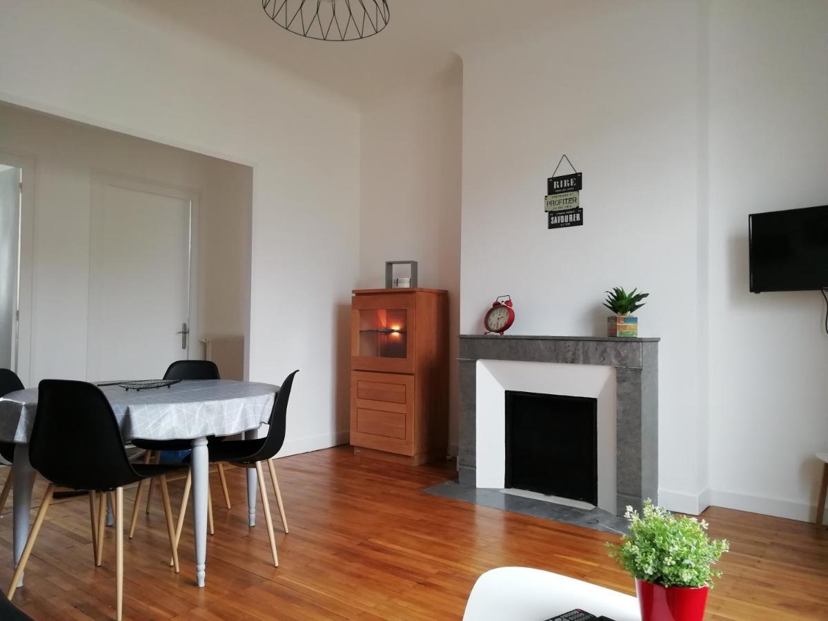 Appartement 1-6 Pers Situe Entre Les Ponts Saumur Kültér fotó