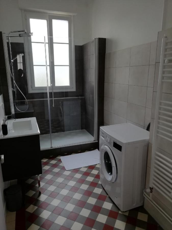 Appartement 1-6 Pers Situe Entre Les Ponts Saumur Kültér fotó